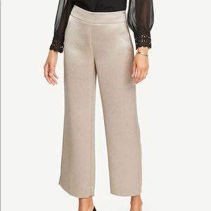 ANN TAYLOR Luxe Satin Wide Leg Crop Trousers
